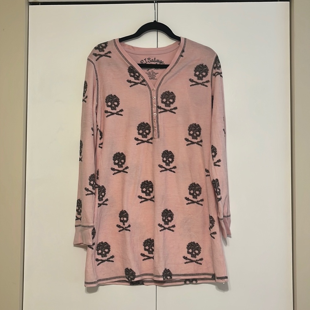 PJ SALVAGE Skulls Pajama Top